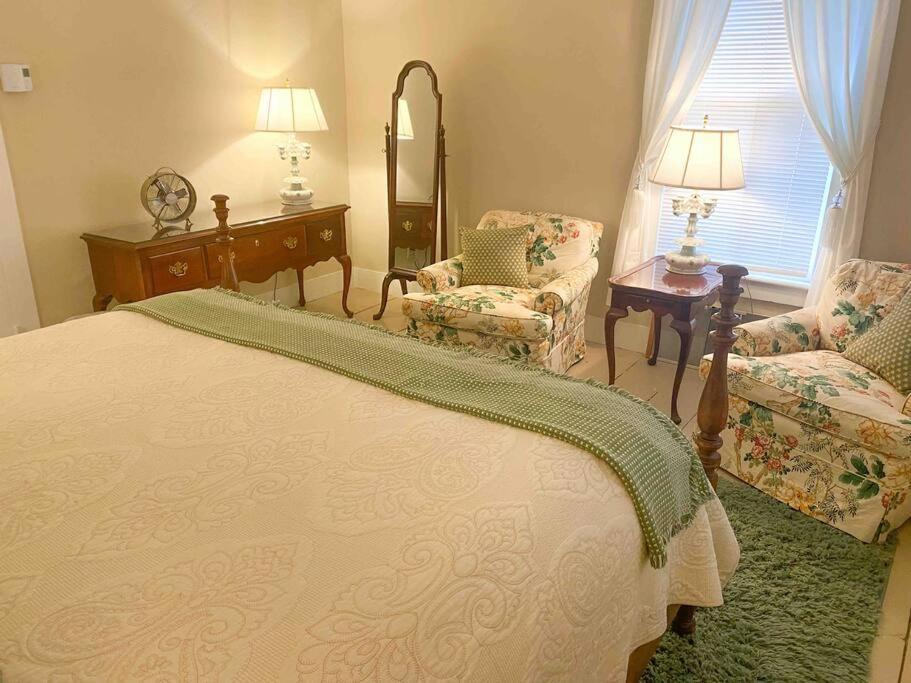 Elegant 2Br Apt W 2 Bathrooms In Historic Hamlet By Berkshires & Hudson Valley, Walk To Restaurants Hillsdale エクステリア 写真